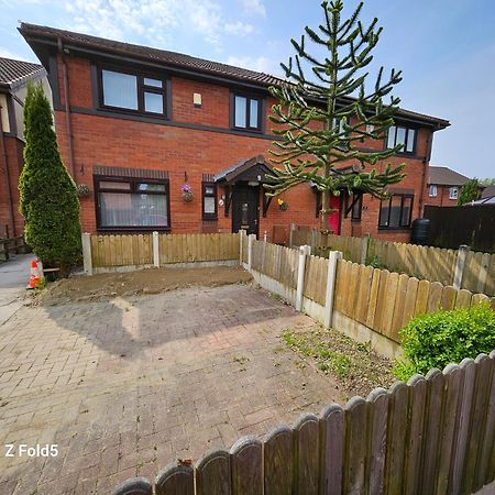 Brigstock Holidays House Mánchester Exterior foto